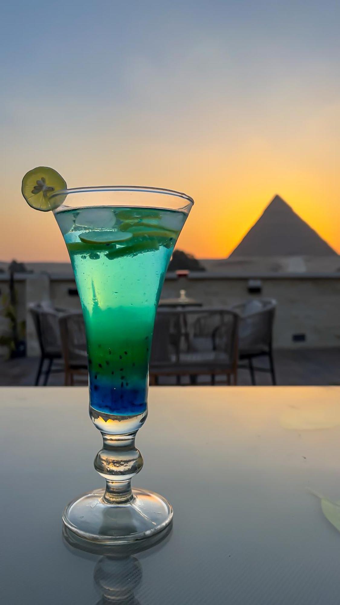 Pyramids Vista Inn Kafret el-Gabal Exterior foto